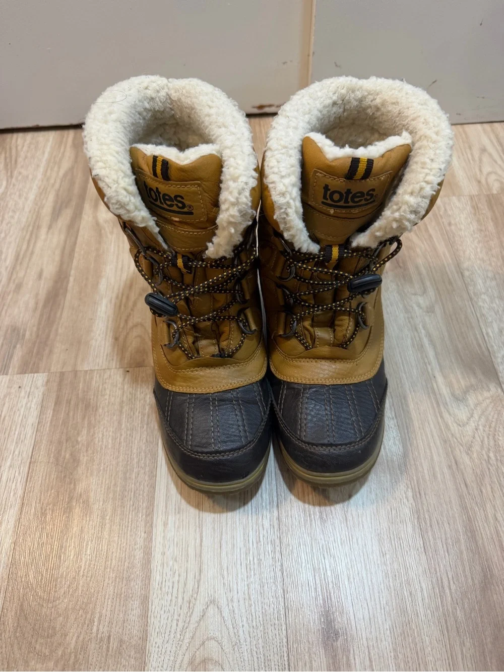 TOTES WINTER FUN BOYS SIZE 3 MEDIUM WHEAT BROWN FAUX-FUR SNOW BOOTS